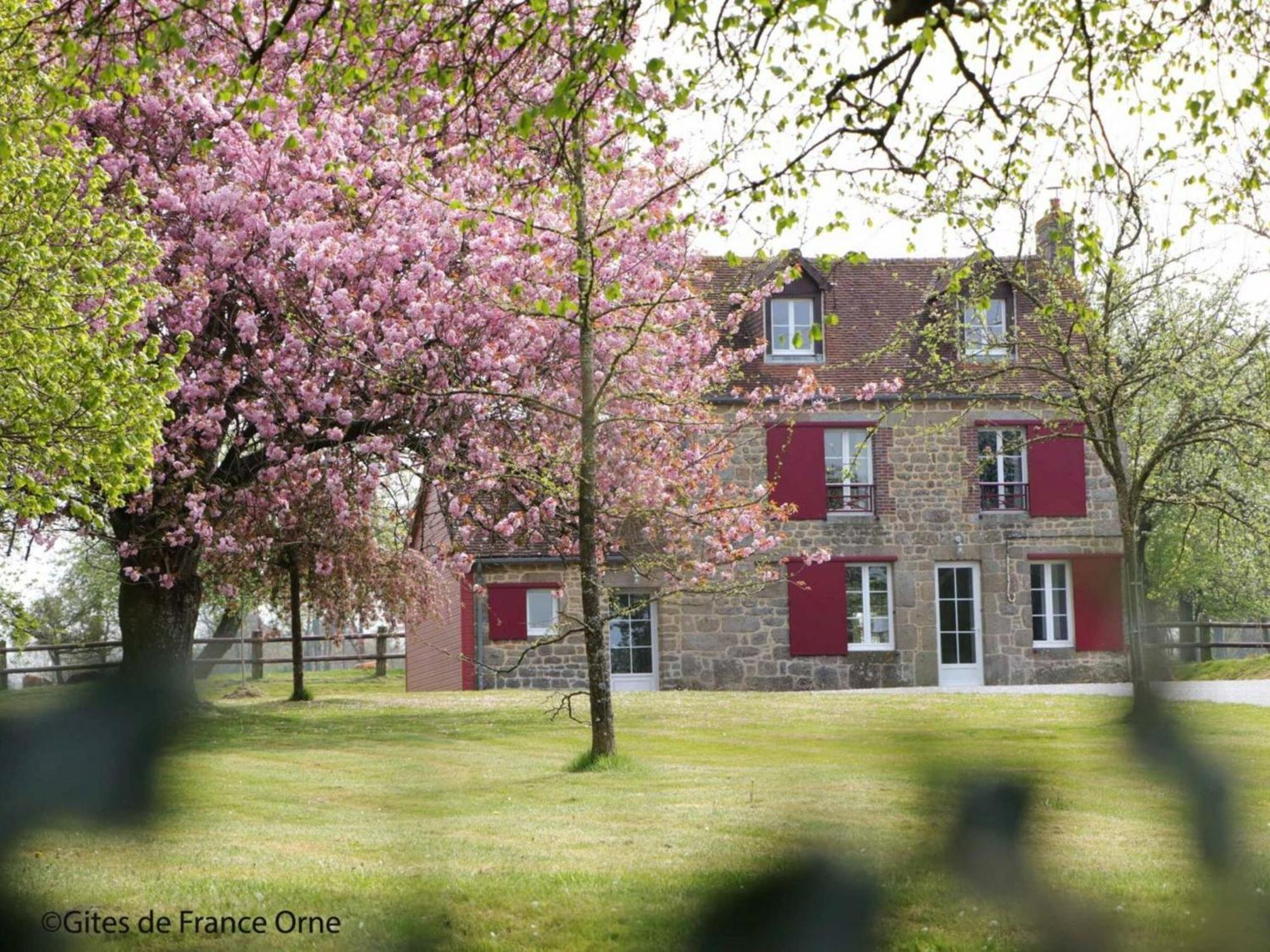 Vila Maison Normande Renovee Avec Grand Jardin, Ideale Pour Famille, Proche Lac Et Randonnees - Fr-1-497-143 Menil-Gondouin Exteriér fotografie